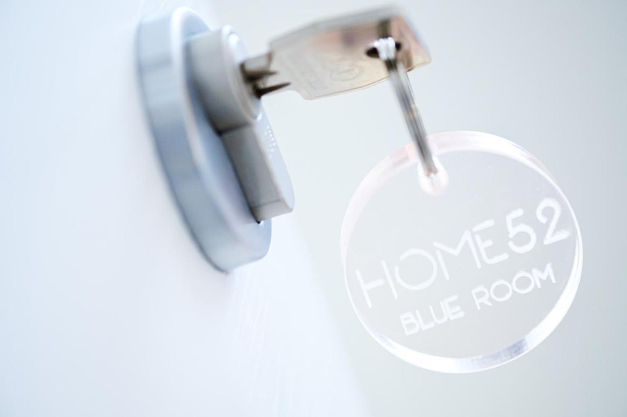 Home52 *